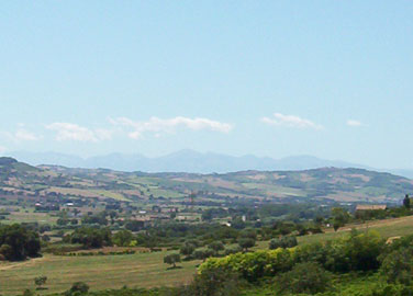 Blick auf die Sibillinischen Berge von der Terrasse des B&B